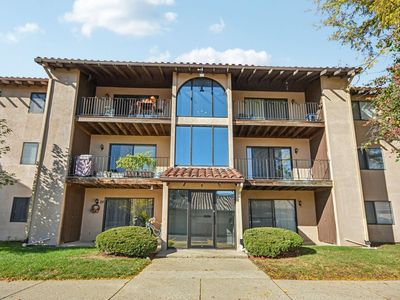 21W581 North Ave APT 35, Lombard, IL, 60148