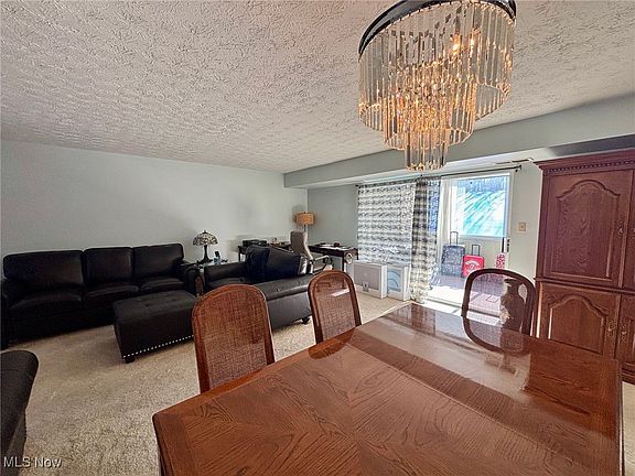 4th image of 520 Meredith Ln APT 414