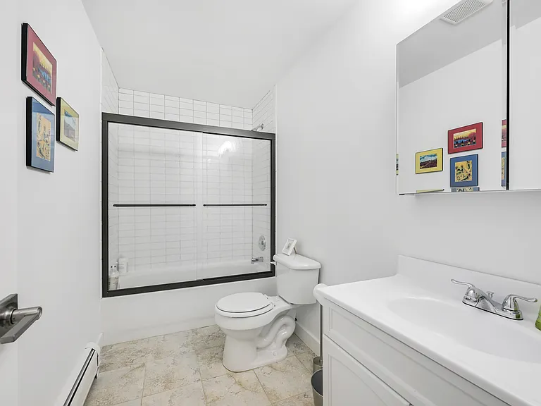 18 Remsen Ln — Photo 21