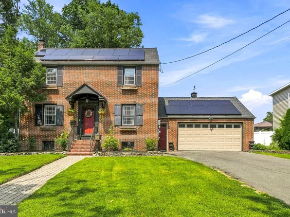 250 Dubois Ave, Woodbury, NJ 08096
