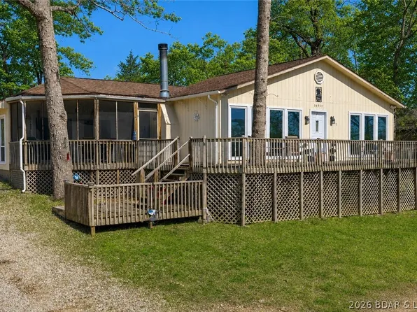 30954 Nob Rock Dr, Gravois Mills, MO 65037