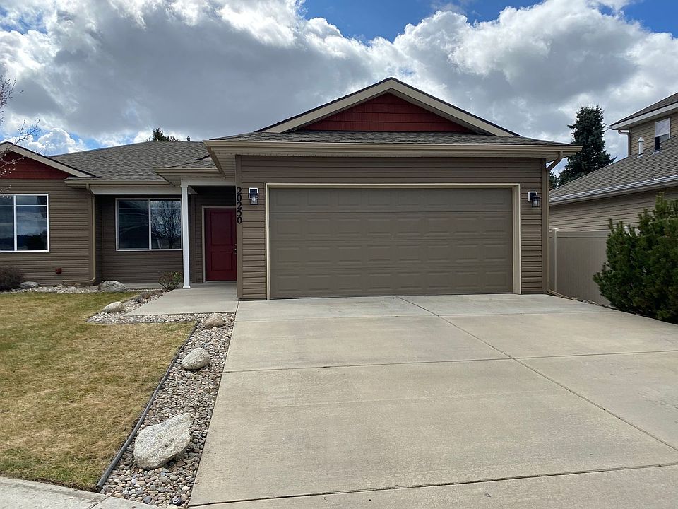 1st image of 20250 E Deschutes Ave