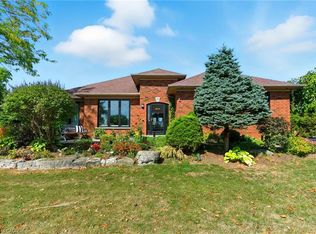 10 Featherstone Ave, Haldimand County, ON N0A 1P0