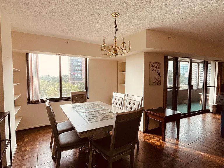 1300 Crystal Dr #704 — Photo 9