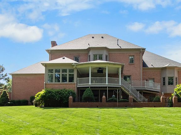 4th image of 407 Rushton Ln