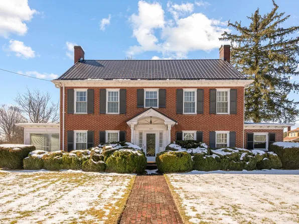 217 Giles Ave, Dublin, VA 24084