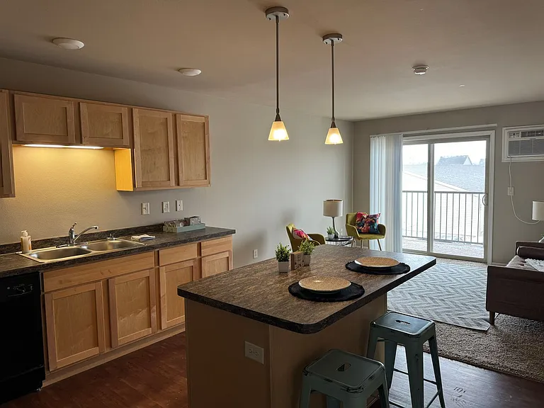 Aspen Trail Apartments — Photo 93