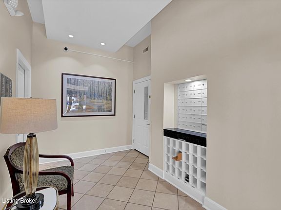 5th image of 2001 Lancashire Ave Unit 207