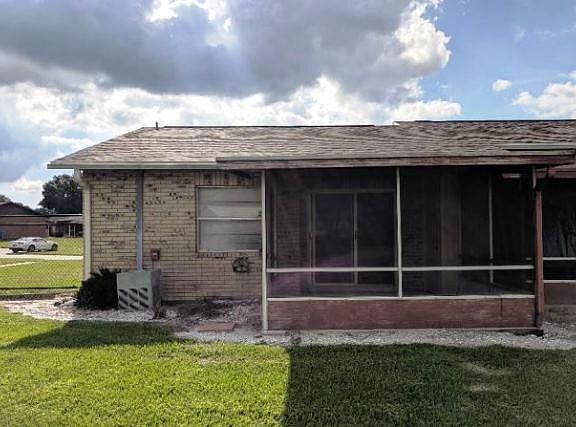 5th image of 9533 Lake Park Dr
