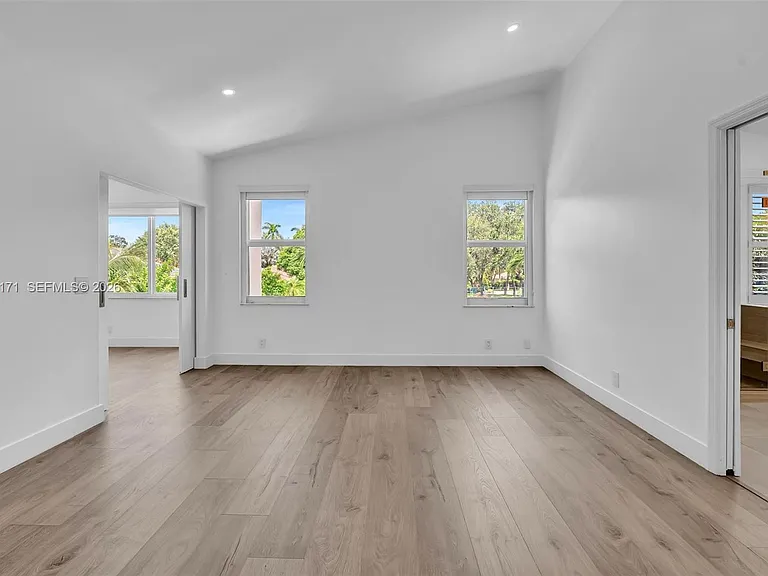 3433 SW 52nd Ct — Photo 21