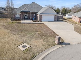 5 Katie Ct, Lavaca, AR 72941