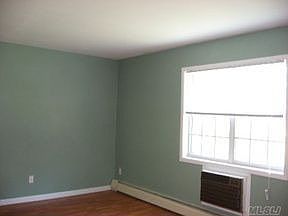 2nd image of 460 Old Town Rd APT 10G