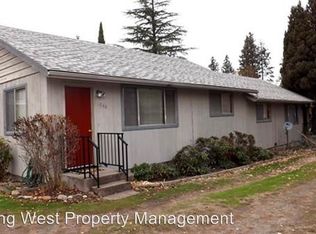 1842 Fremont St, Ashland, OR 97520