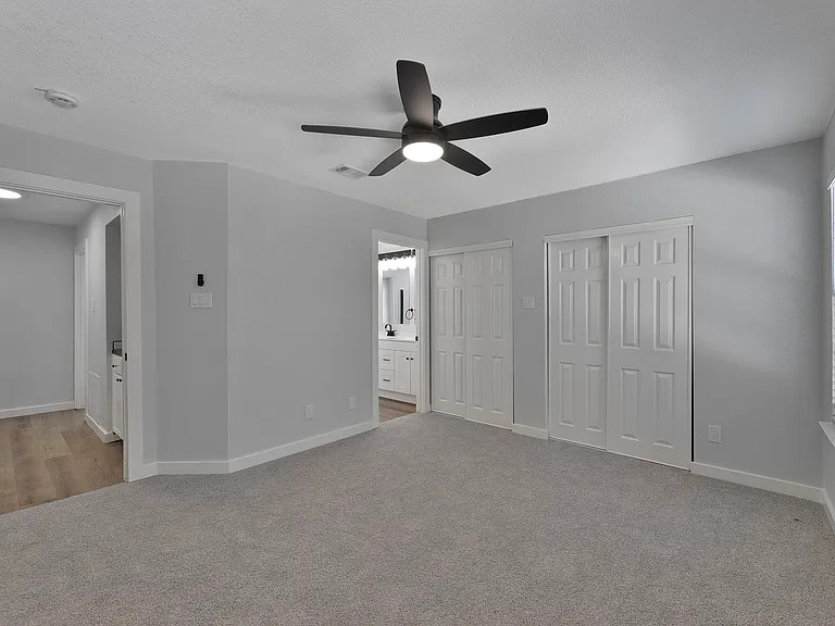 1911 Lavaca Ct — Photo 15