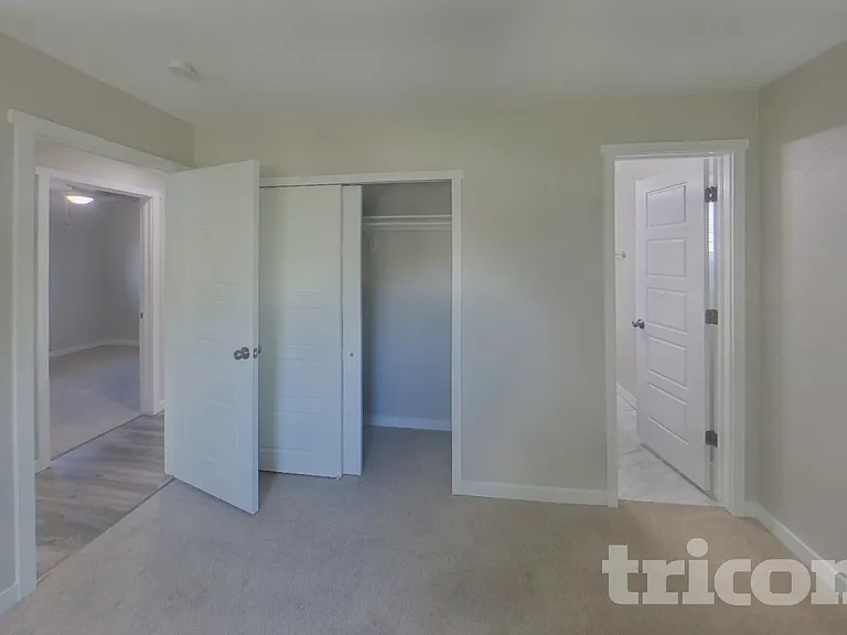 6955 Harding St — Photo 8
