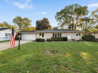 809 Sheridan Rd, Waterloo, IA 50701