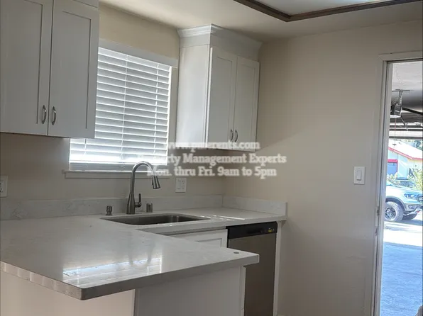 3016 Snowberry Ln, Modesto, CA 95354