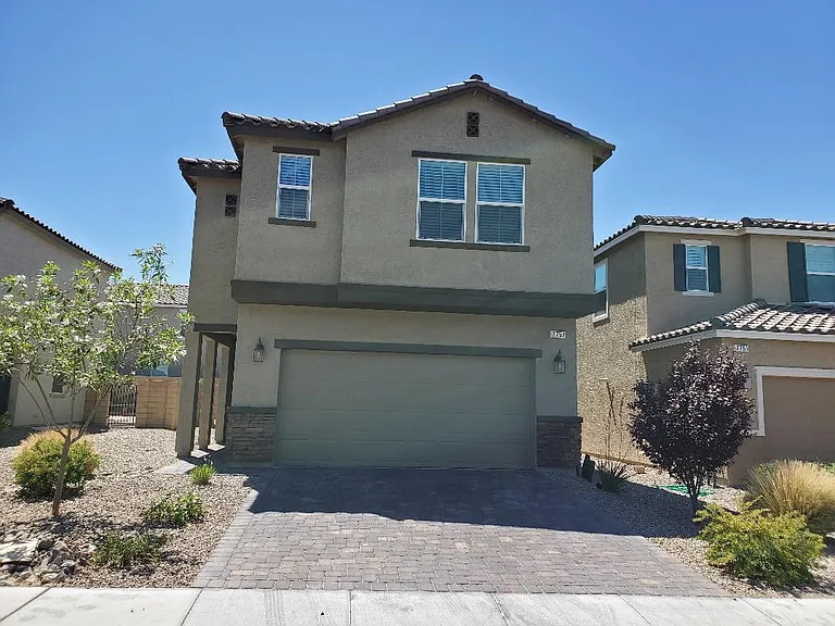 7757 Alder Landing St — Photo 2