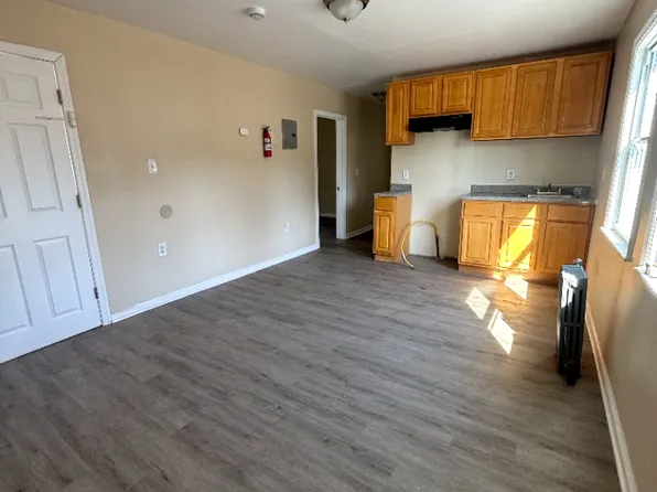 338 Myrtle Ave #1B, Irvington, NJ 07111