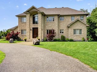 1425 Balmoral Dr, Ottawa, ON K1V1H2