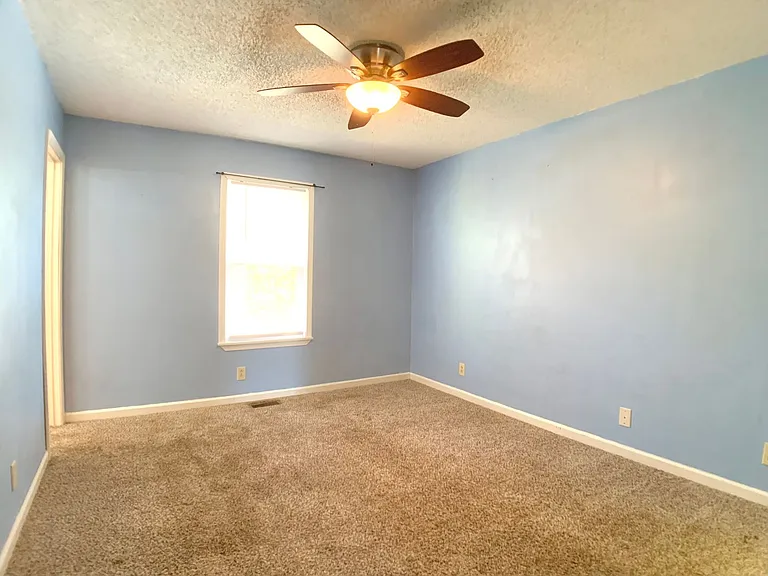 3401 Oak Lawn Dr — Photo 24