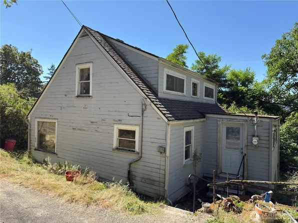 4411 Pacific Way, Longview, WA 98632