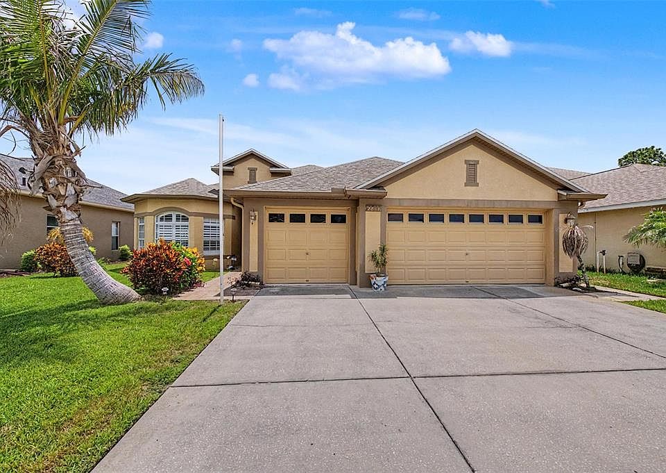 1st image of 2811 Ravendale Ln