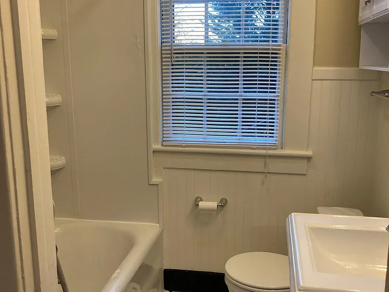 103 E Lake Dr #B — Photo 13