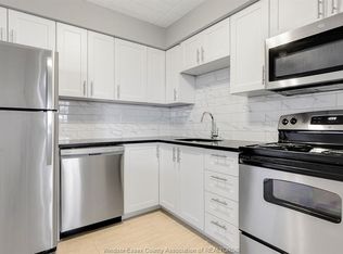 373 Detroit St #709, Windsor, ON N9C 4B4