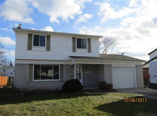 29608 Marshall St, Southfield, MI