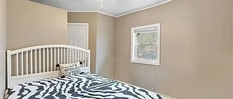 49 Coles St #1 — Photo 10
