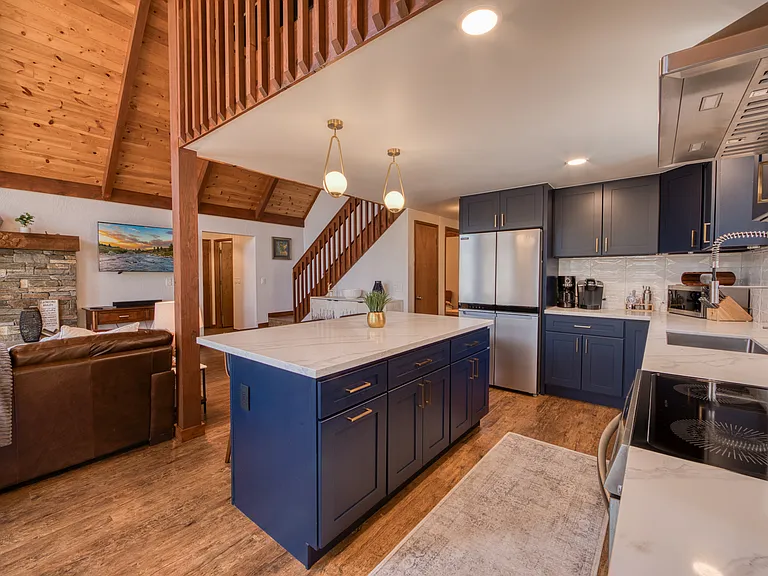 12015 Lausanne Way — Photo 19