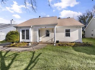 9128 Oren Thompson Rd, Charlotte, NC 28213