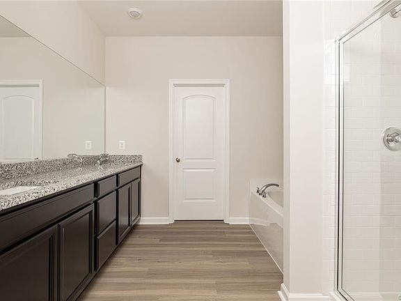 5th image of 2601 Cedarville Mews