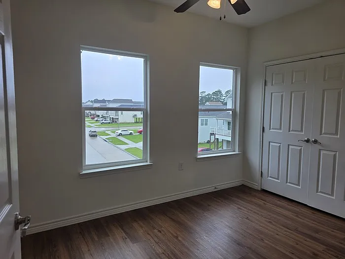 6102 White Oak Dr — Photo 11
