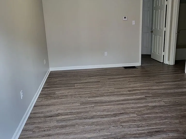 424 Jason Dr — Photo 7