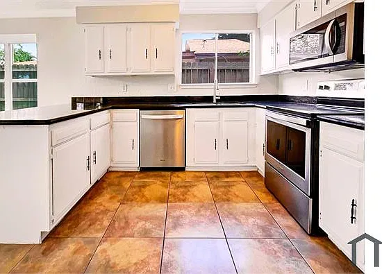 7422 Breccia Dr — Photo 7