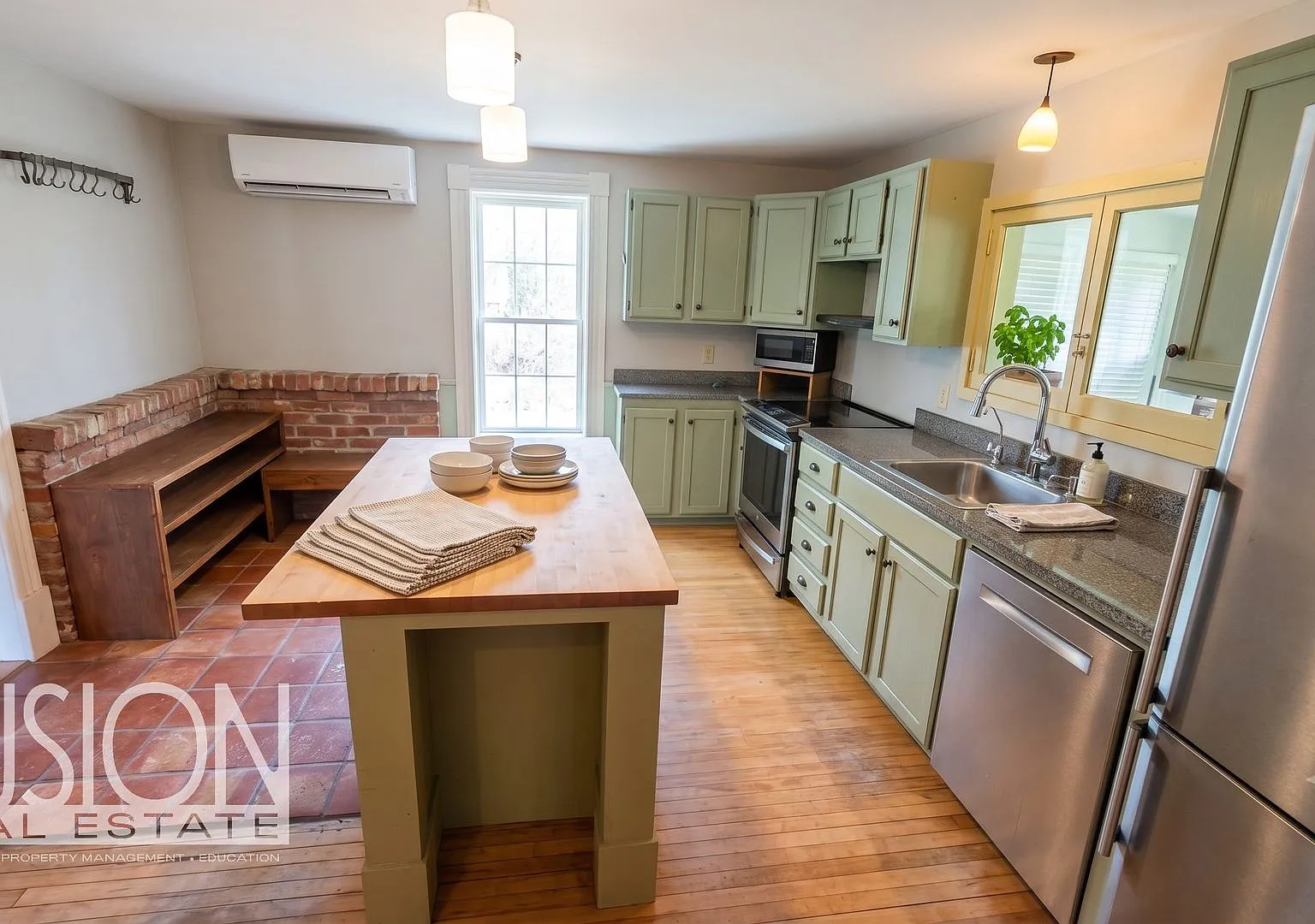 Charming 1850s Farmhouse with Modern Upgrades in Shelburne — Photo 1