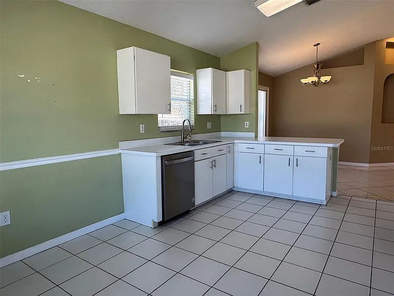 3425 Canteen Ct — Photo 12