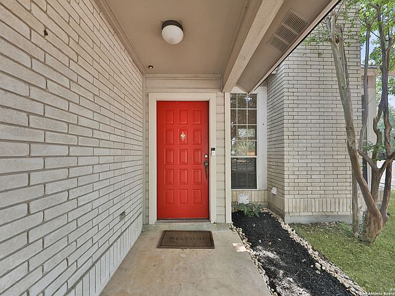 3rd image of 9302 CHARLESTON LN