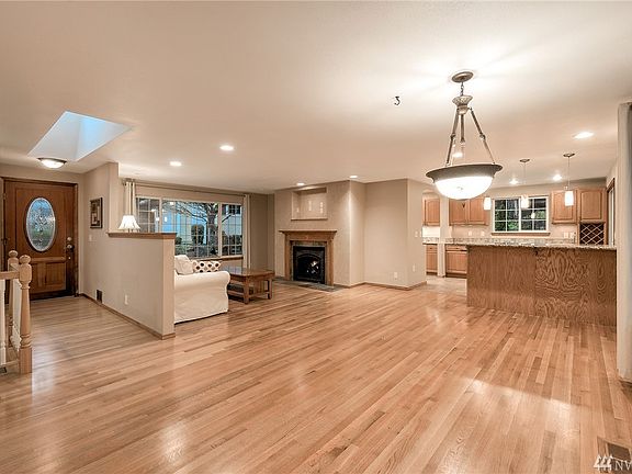 5th image of 6607 Rosemount Dr NW