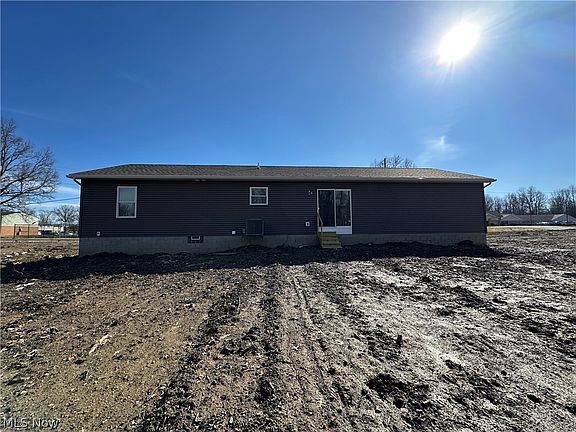 2nd image of 32 Maranatha Dr