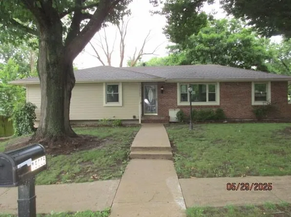 19005 E 18th Ter N, Independence, MO 64058