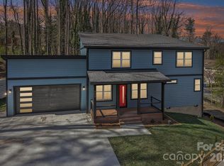 903 Lennox Park Dr, Hendersonville, NC 28739