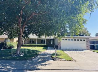 2104 Graywood Ct, Modesto, CA 95355