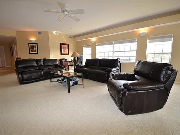 5th image of 1326 Wesley Dr APT 121