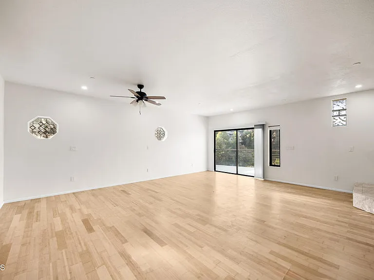 534 Alta Vista Ave — Photo 34
