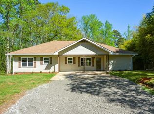 25 Howard Rd, Carrollton, GA 30116