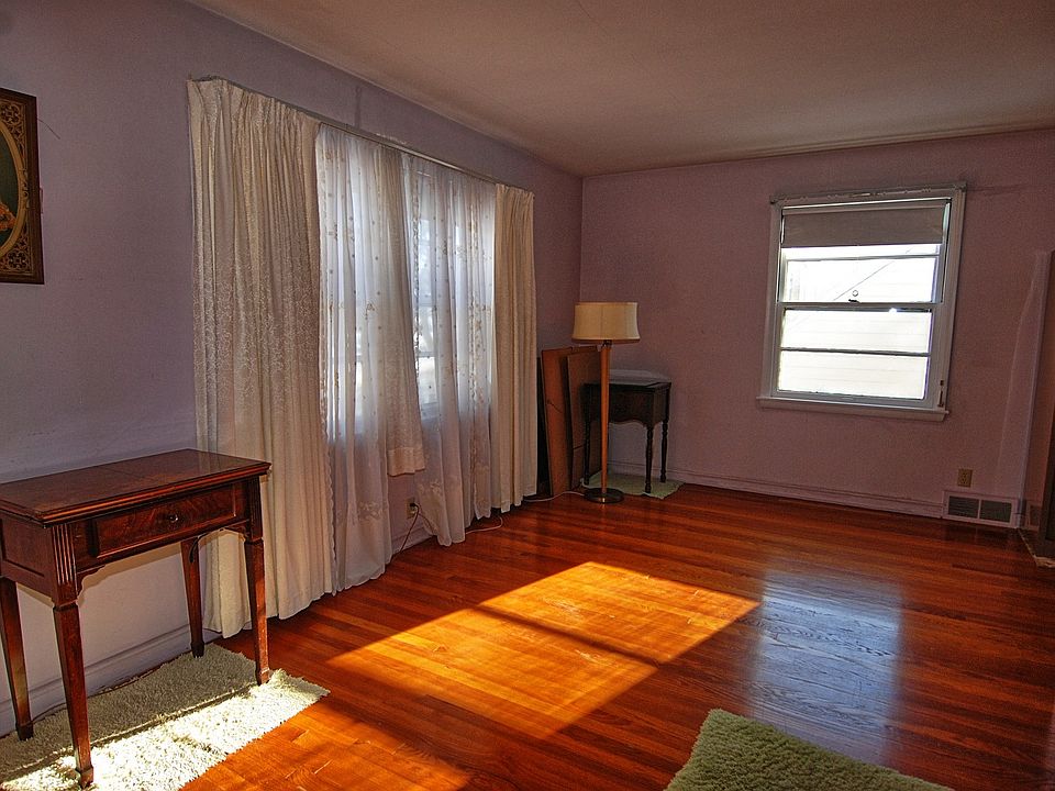 In-law - Living room