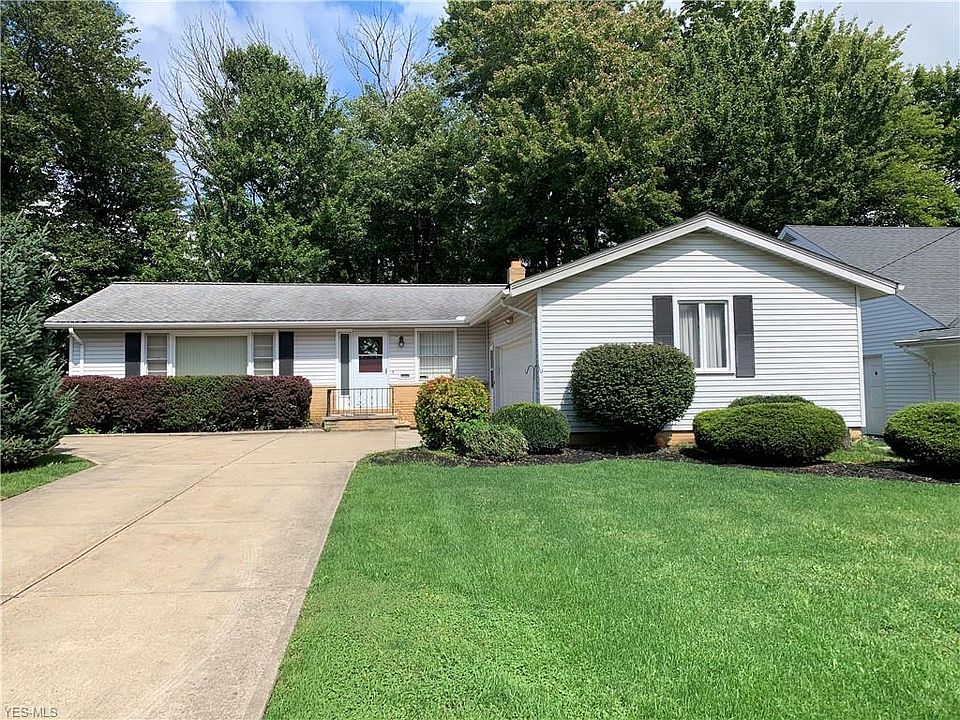 1st image of 6753 Larchmont Dr
